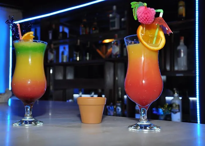 Gloriatibi Jarra Hotel 2*