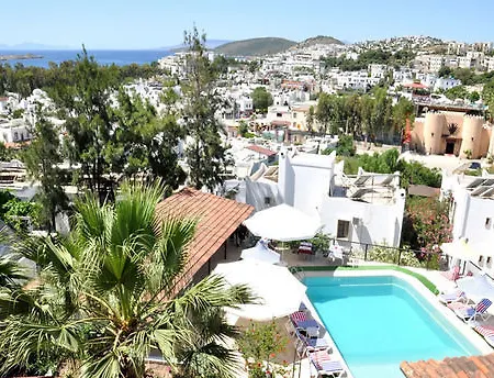 Gloriatibi Jarra Hotel 2*