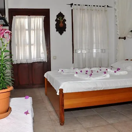 Gloriatibi Jarra Gumbet