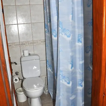 Gloriatibi Jarra Hotel 2*