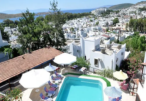 Gloriatibi Jarra Hotel 2*